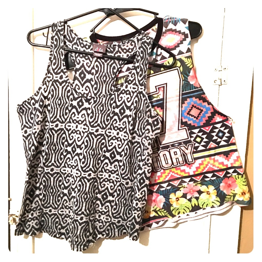 2 Tank tops!